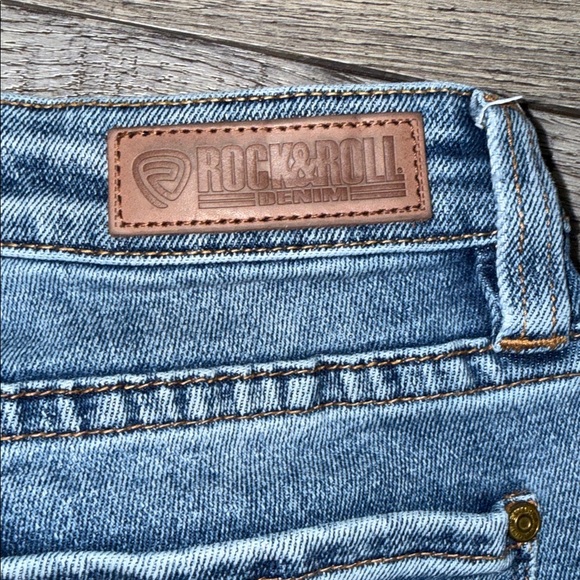 Rock & Roll Cowgirl Light Blue Flare Jeans - Picture 9 of 13